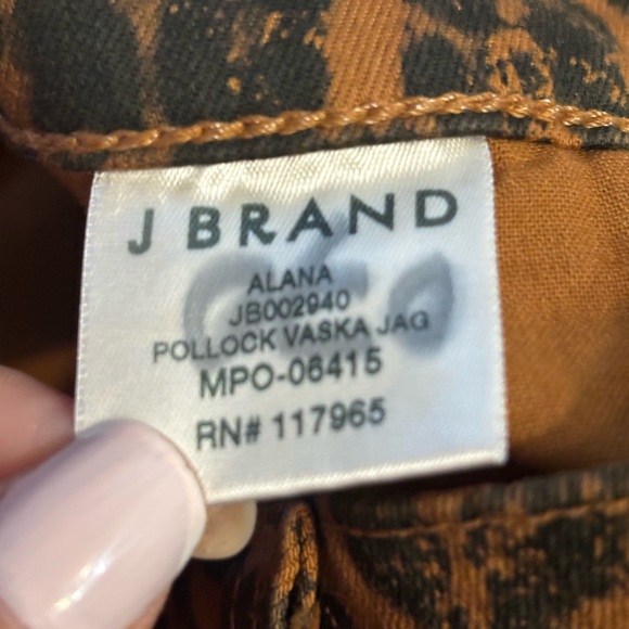 J BRAND Alana Jacquard Jeans - Picture 4 of 8